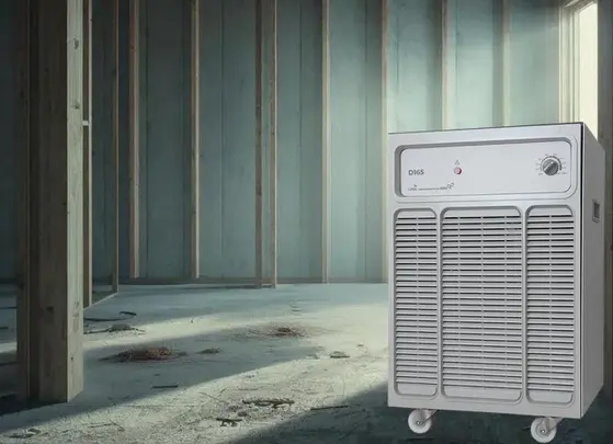 Der Kondenstrockner entziehen der Luft Feuchtigkeit um die relative Feuchte dieser zu senken und die Trocknungszeit verkürzen.